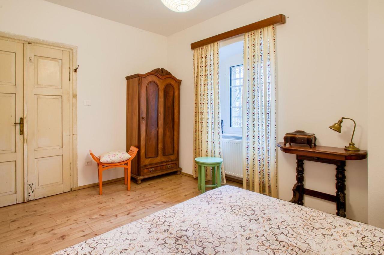 Villa Katarina Vintage House *